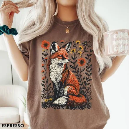 Fox Comfort Colors T-Shirt, Vintage Fox Tshirt, Retro Nature Shirt, Graphic Tee, Trendy Women's Shirt, Outdoorsy Animal T-shirt, Fox Gift