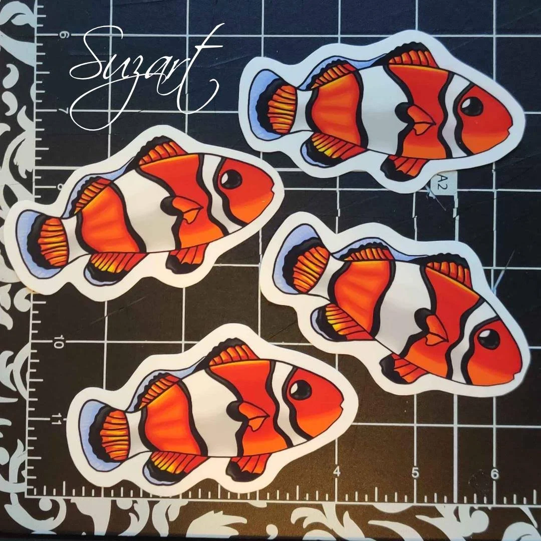Clownfish Sticker: Waterproof Vinyl Decal for Laptop, Water Bottle