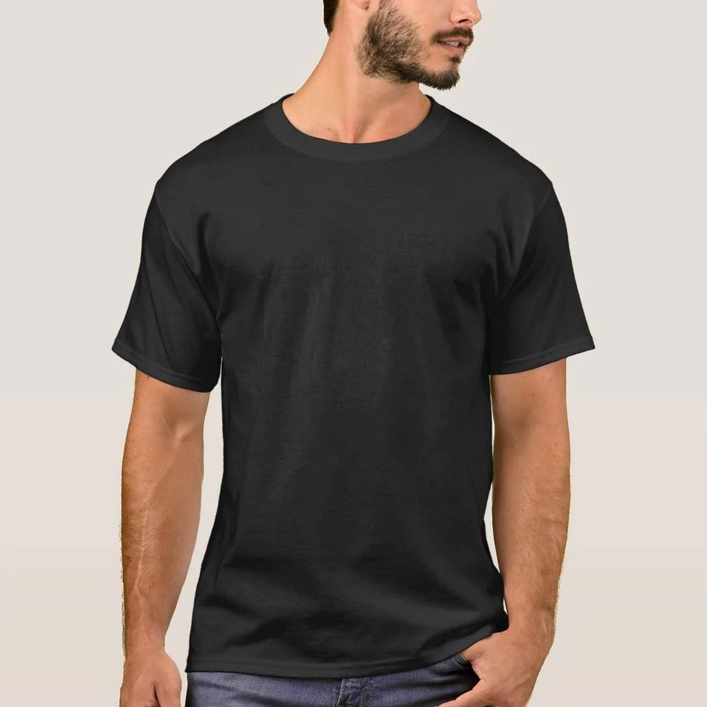 Men's Coyote Wildlife Hunting T-Shirt