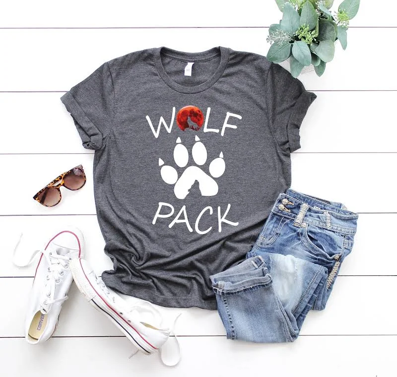 Wolf Pack Graphic T-Shirt